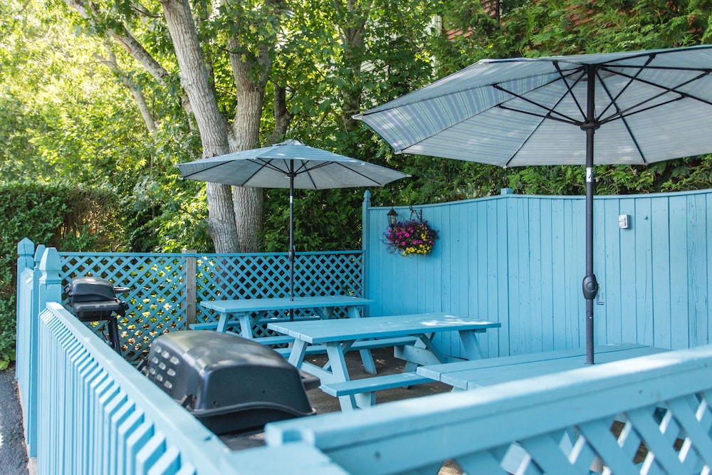 A Beach Breeze Inn - photo 16