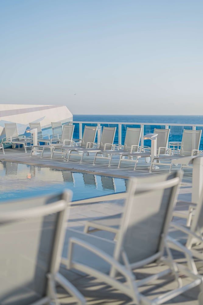 Hotel Maren Fort Lauderdale Beach Curio Collection by Hilton - photo 39