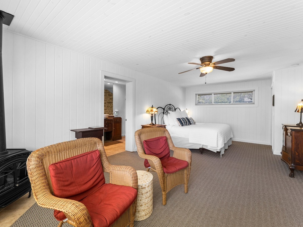 The Meyer Hotel - photo 17
