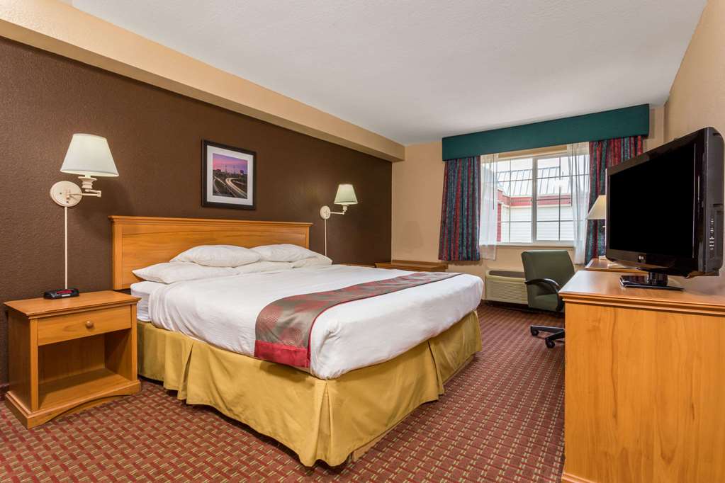 Ramada by Wyndham Portland - photo 7