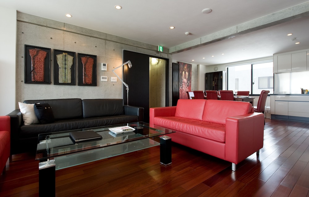 Holiday Niseko Cecuko — 4-Star Luxury Hotel in Niseko Town, Japan