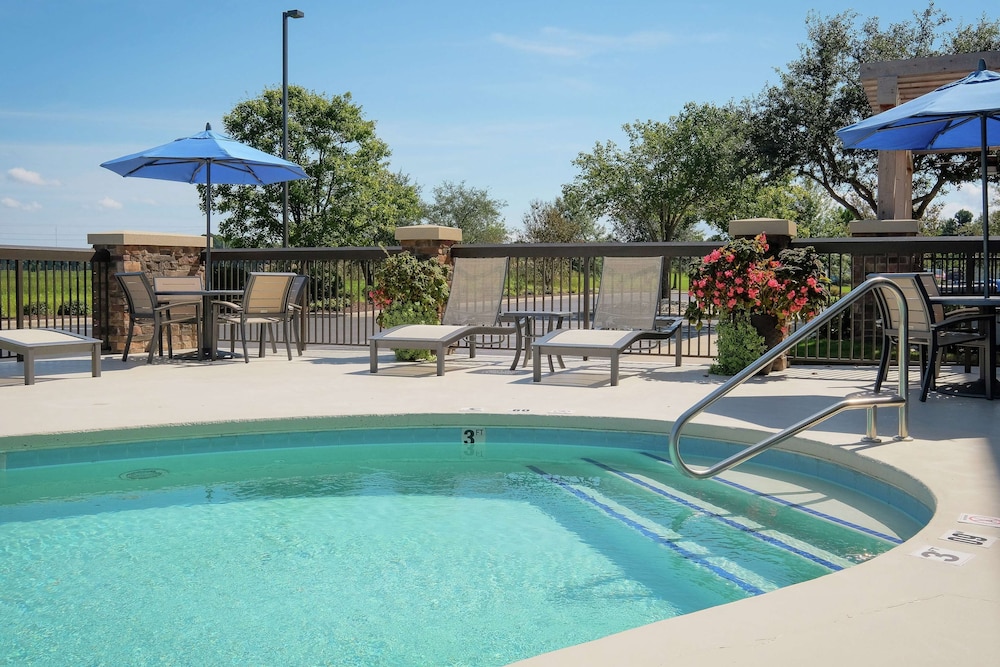 Hampton Inn Edenton - photo 59