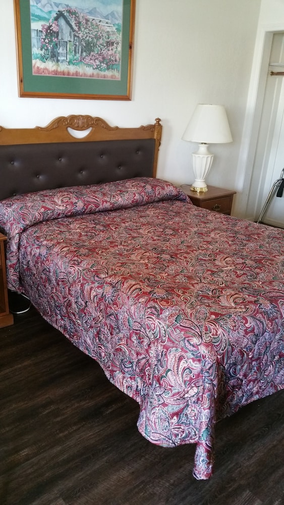 Ontario Inn - photo 11