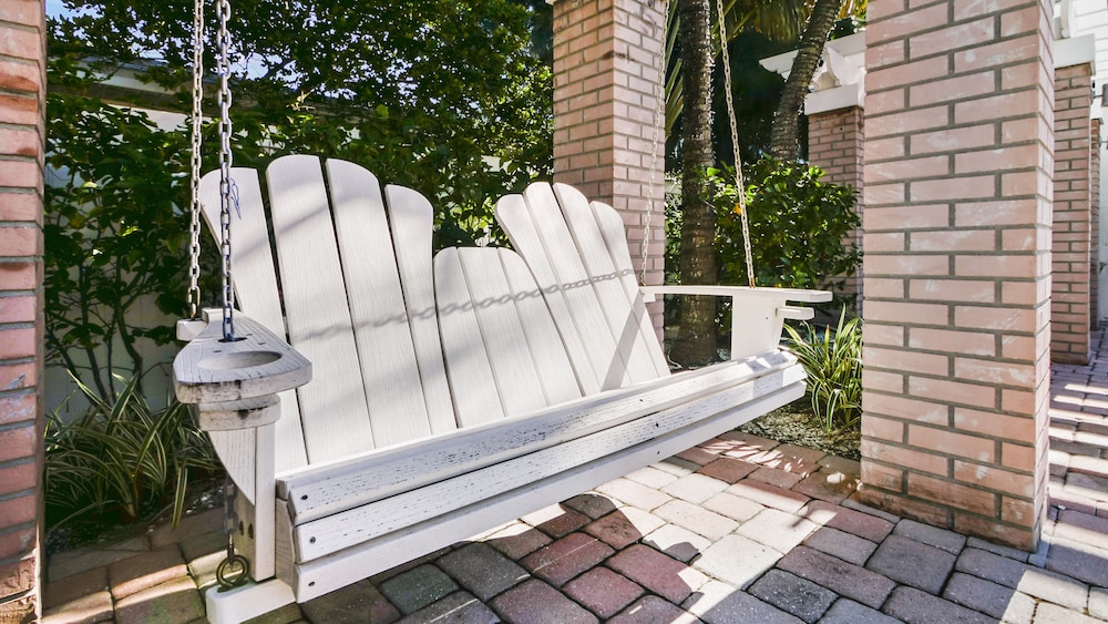 Coconut Inn - photo 151