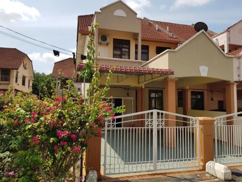 Homestay Melaka Bukit Beruang — 4-Star Luxury Hotel in Kampung Ayer Keroh, Malaysia
