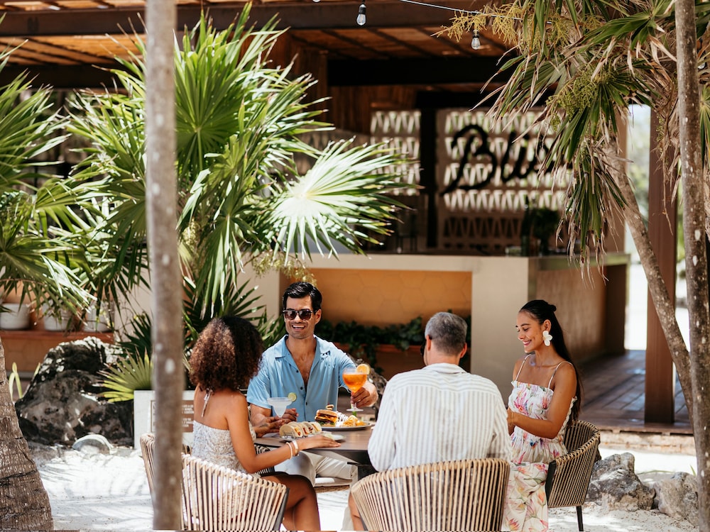 Beach bar