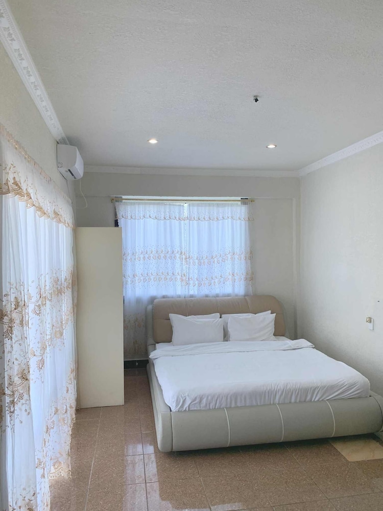Paradise First Hotel — Nuku'alofa — photo 5