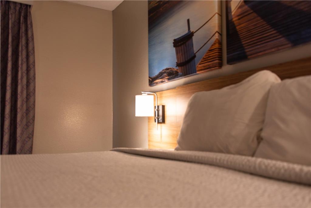 Days Inn by Wyndham Troy - photo 28