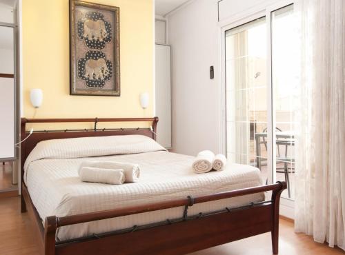 Penthouse with terrace in Rambla Catalunya Centre — 4-Star Luxury Hotel in Barcelona, Spain