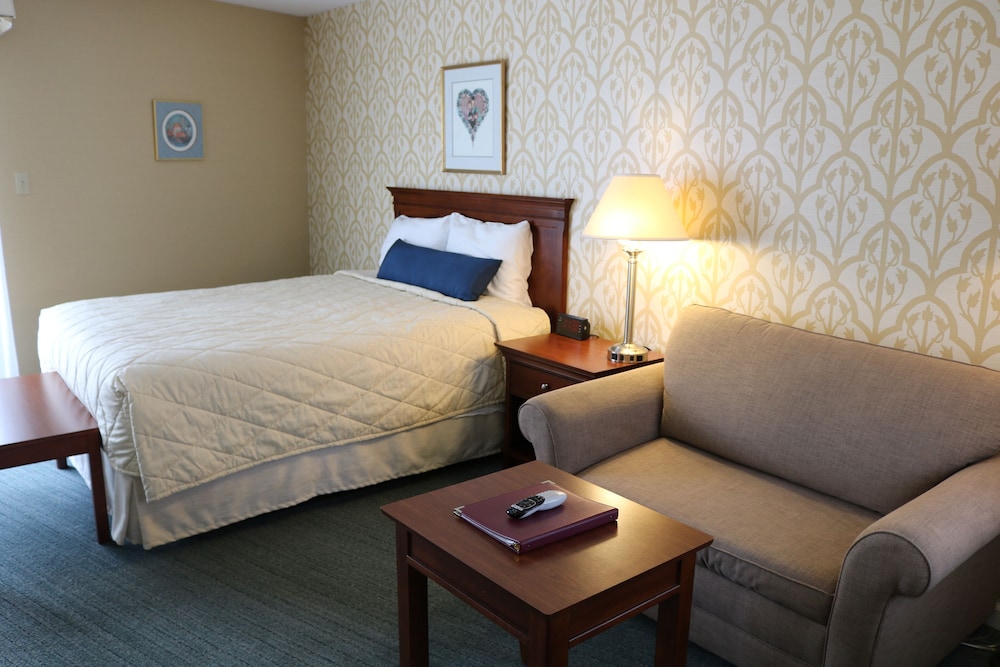 The Village Inn Harrisonburg - photo 9
