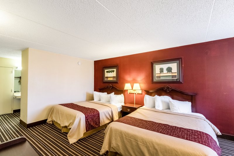 Red Roof Inn & Suites Terre Haute - photo 21