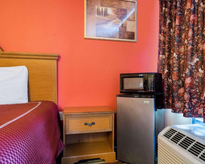 Rodeway Inn University Newark in Newark, United States