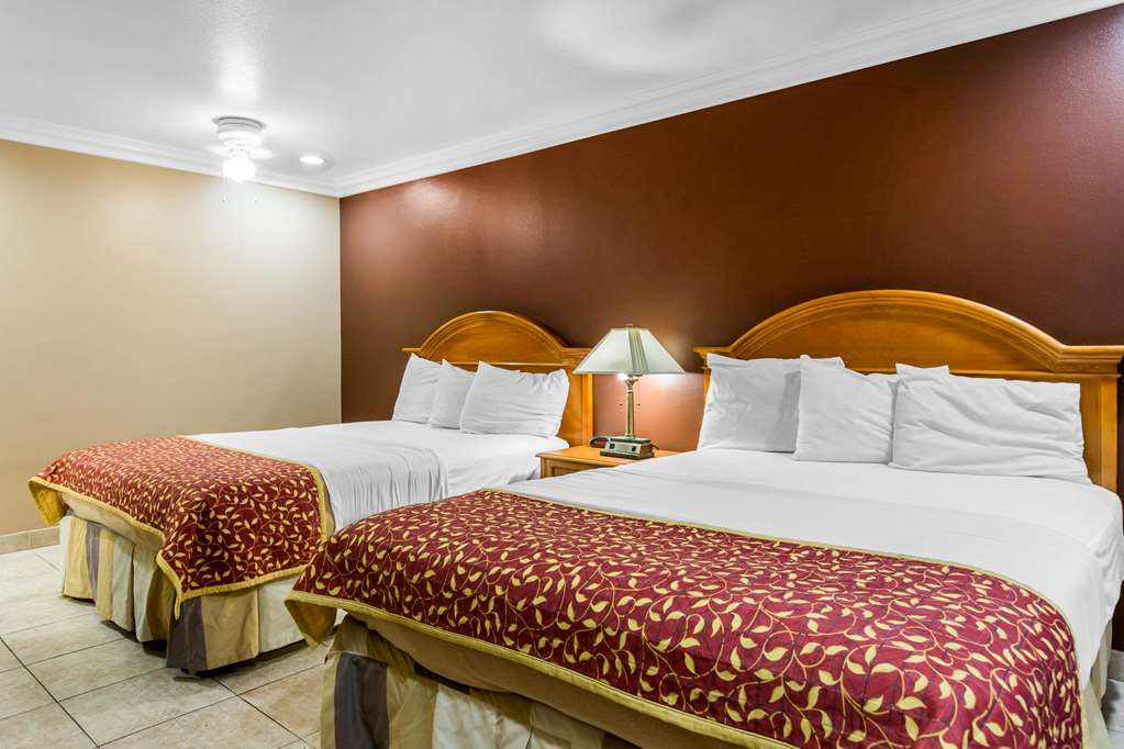 Rodeway Inn Cypress Buena Park - photo 14