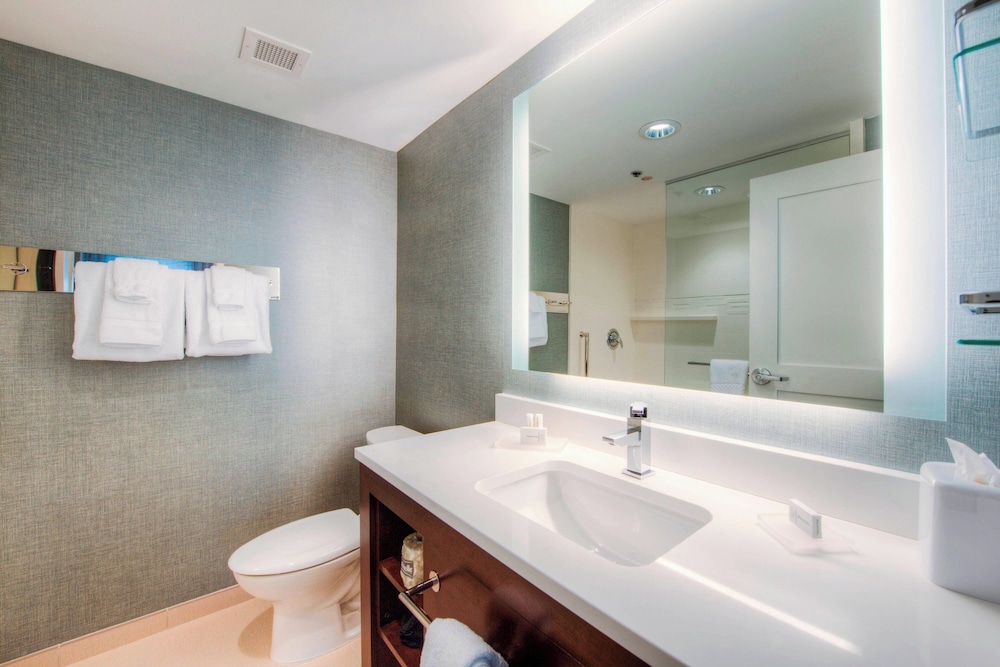 Residence Inn by Marriott Charlotte Airport - photo 17