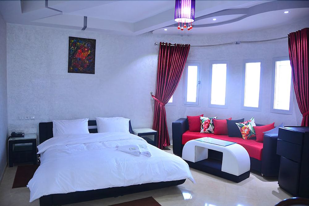 Hotel Hadaik Ain Asserdoune in Beni Mellal, Morocco