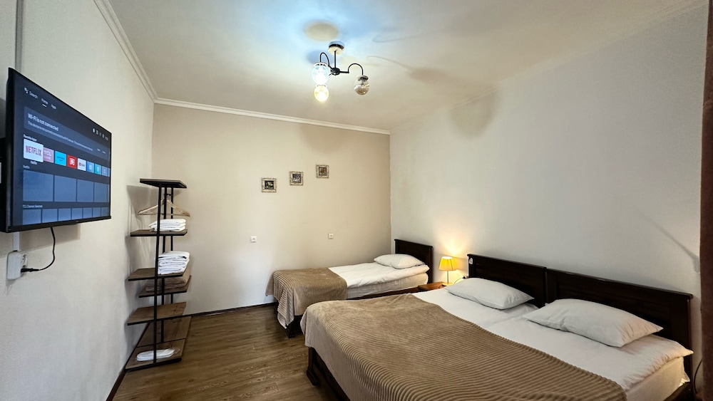 Meshia Apartment — Step'antsminda — photo 2