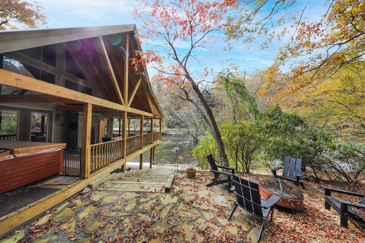 Rushing River in Ellijay, United States