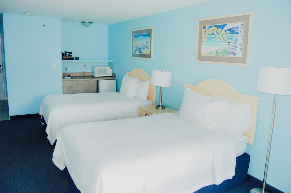 Drifting Sands Oceanfront Hotel - photo 15