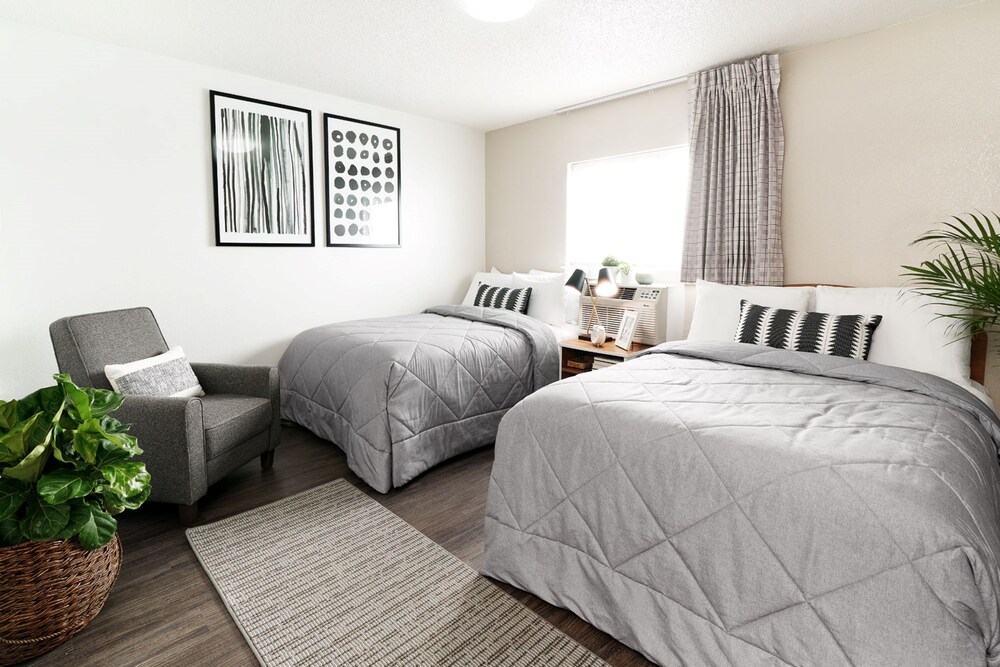 InTown Suites Extended Stay Chesapeake VA Greenbrier Road - photo 8