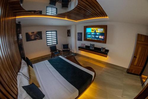 Switch Auto Hotel — Leon De Los Aldama — photo 2