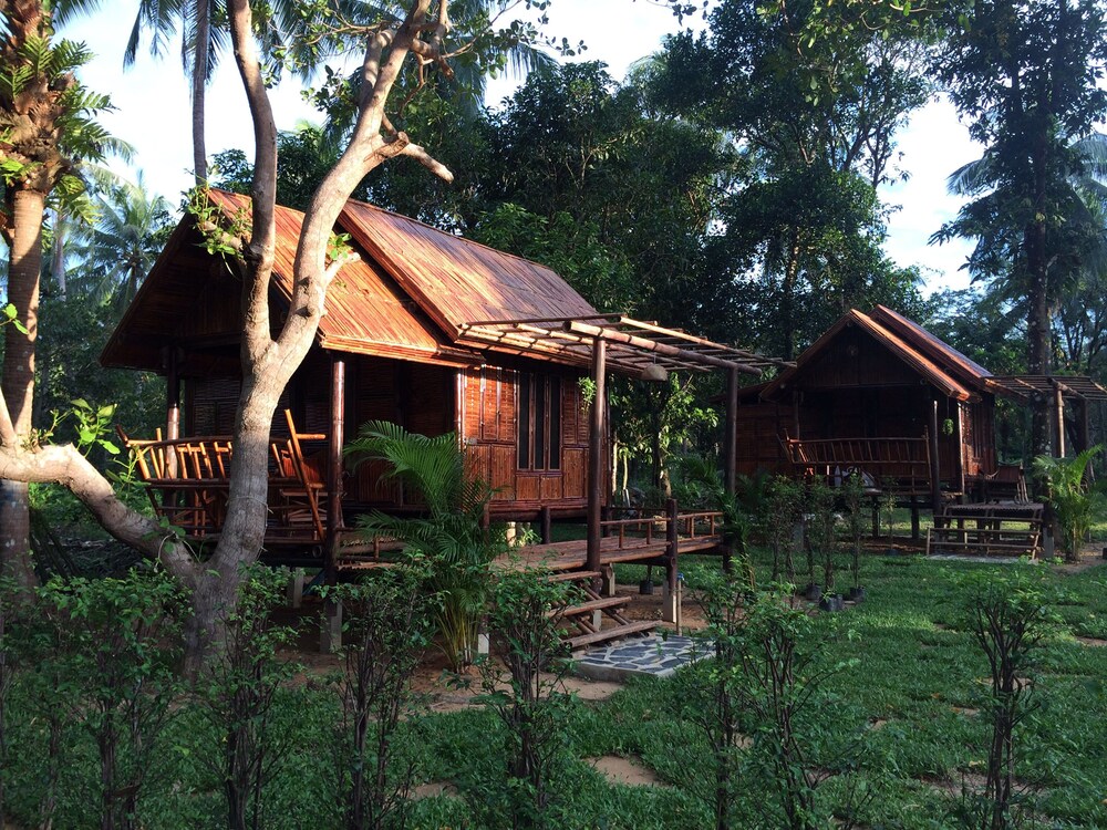 Coffee and Resort — 4-Star Luxury Hotel in Ranong, Thailand