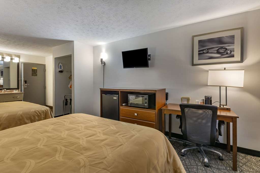 Quality Inn Austintown Youngstown West - photo 27