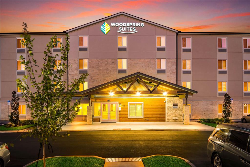 WoodSpring Suites Davenport FL - photo 4