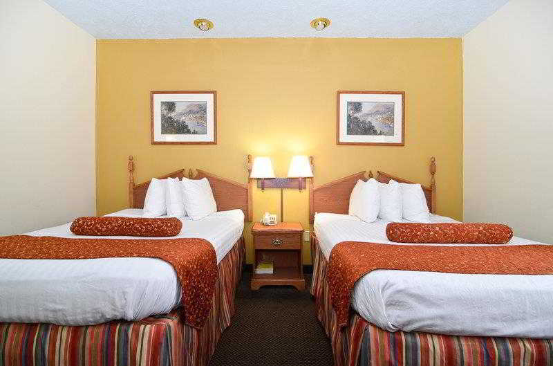 Americas Best Value Inn And Suites Clinton Jackson - featured photo