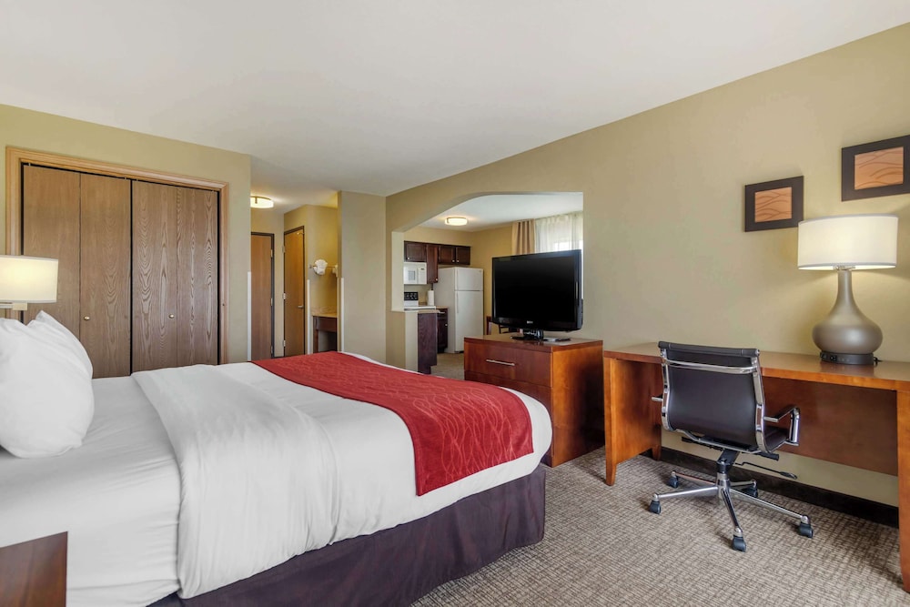 Comfort Inn & Suites Pittsburg KS - photo 23