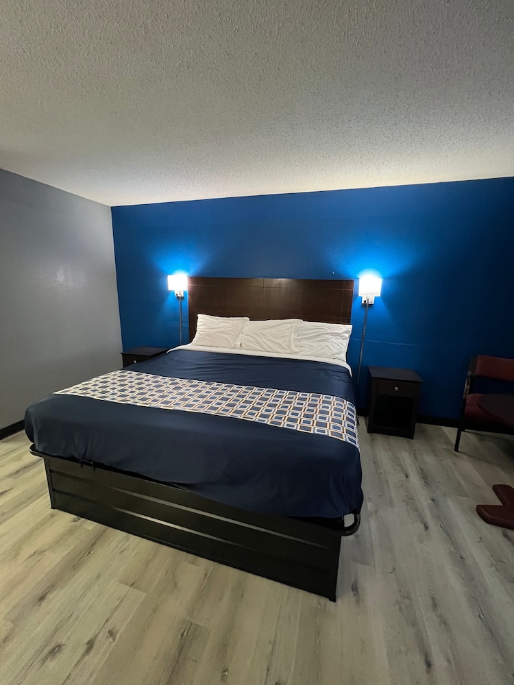 Executive Inn and Suites Jackson - photo 8