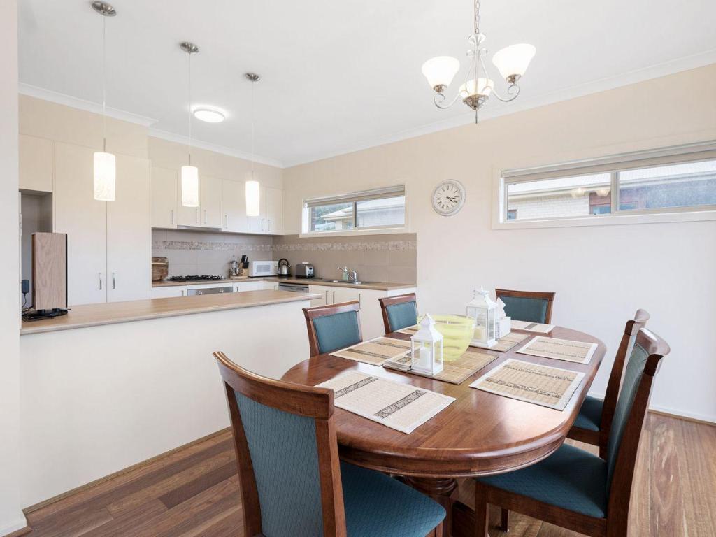 Gloria June BYO Linen — Apollo Bay — photo 4