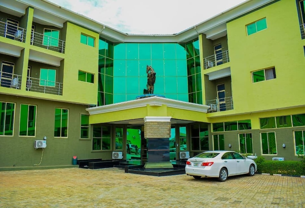Monarchs Luxury Palace Hotel in Ilorin, Nigeria