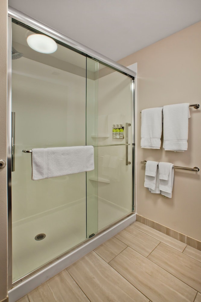 Holiday Inn Express and Suites Green River - photo 29