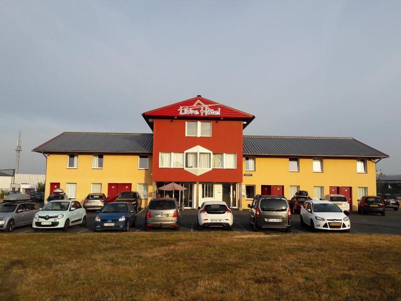 Libre Hôtel — La Vespiere — photo 4