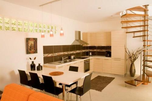 Executive Rhodes Villa 4 Bedroom 4 Bathroom Bd Villa Pefkos — 4-Star Luxury Hotel in Rodos, Greece