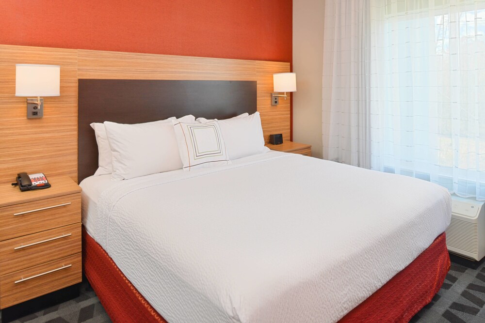 TownePlace Suites by Marriott Laplace - photo 6