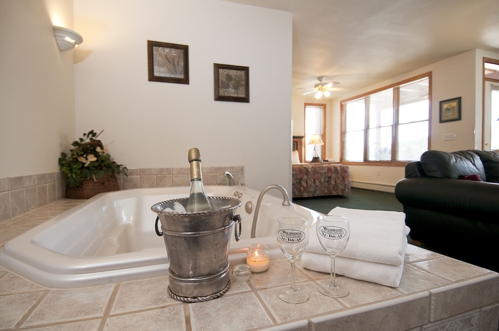 Wildwood Inn - photo 72