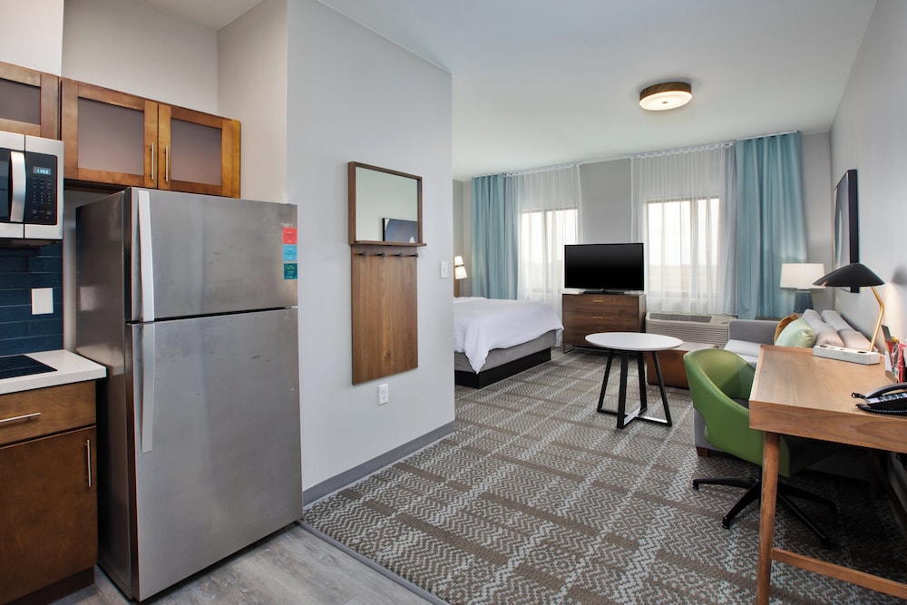 Staybridge Suites Ames - photo 9