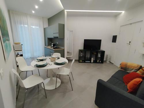 Naples Apartment Nicolini 39 — 4-Star Luxury Hotel in Naples, Italy