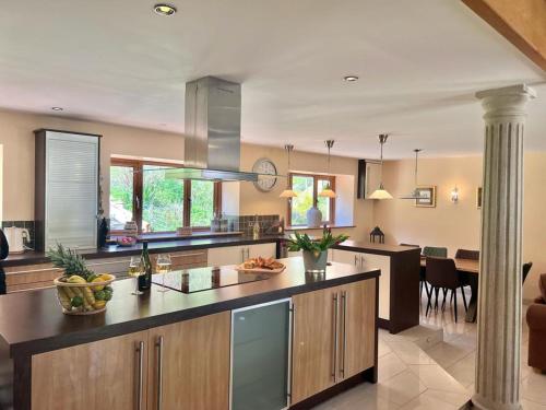 Perfect Tranquil Holiday Home Old Forge Pumphouse Pass the Keys — 4-Star Luxury Hotel in Kidwelly, United Kingdom