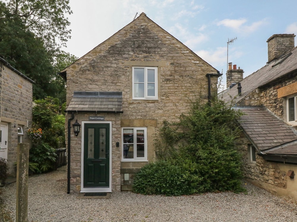 Hope Cottage — 4-Star Luxury Hotel in Hope Valley, United Kingdom