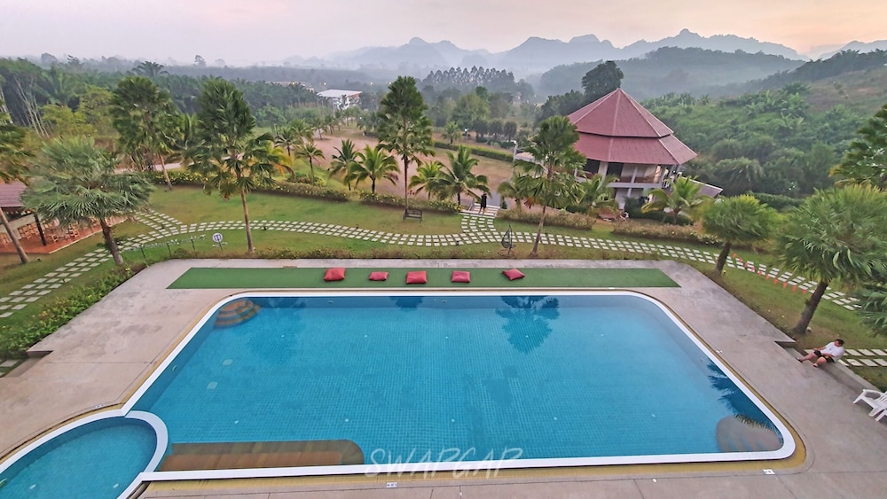 Takhun Mountain View Hotel in Surat Thani, Thailand