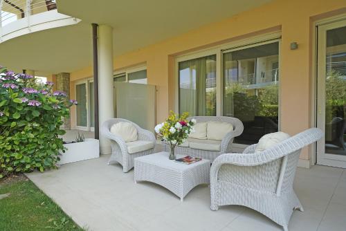 Giulia Luxury Apartment — 4-Star Luxury Hotel in Sirmione, Italy