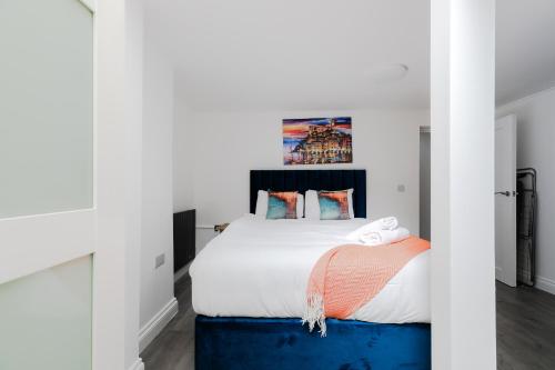 Wonderful Apartments near Portobello Road — 4-Star Luxury Hotel in London, United Kingdom