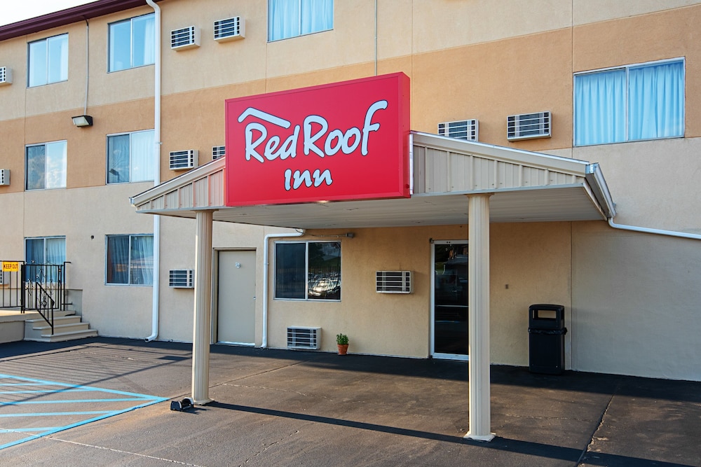 Red Roof Inn Cameron - photo 25