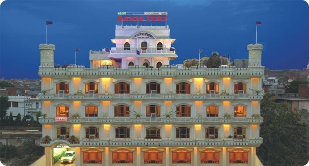 Hotel Bahia Fort in Bathinda, India