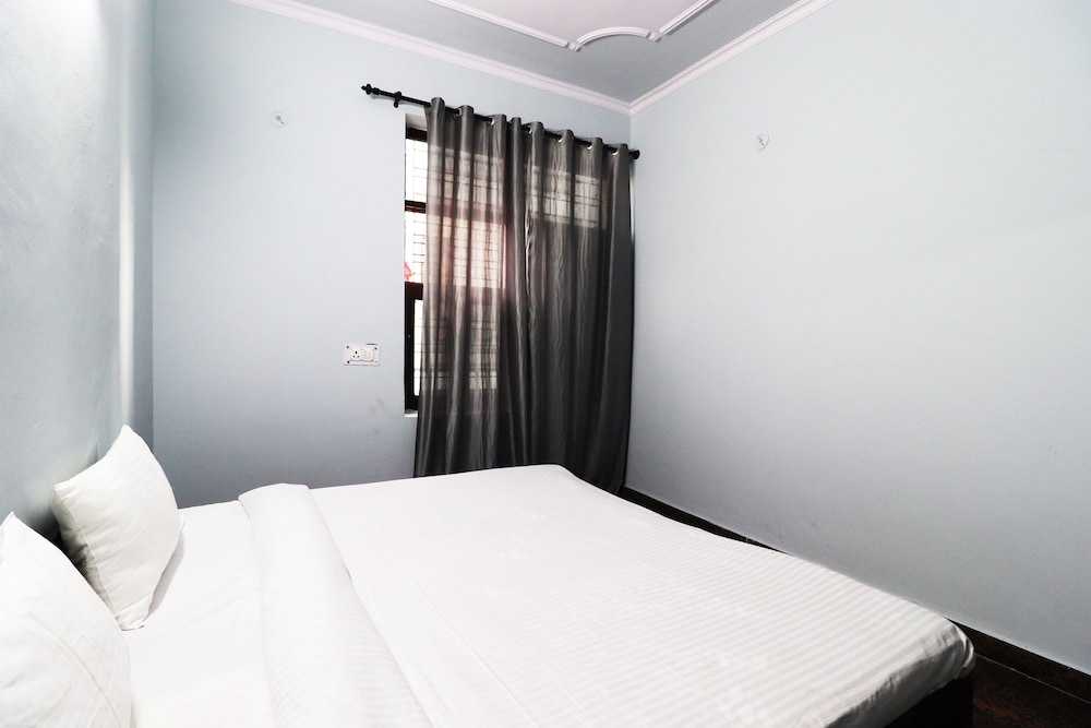 SPOT ON 47848 Friends Residency
