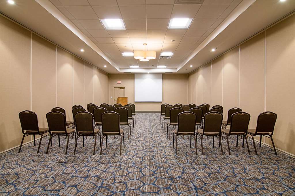 Comfort Inn Plymouth Minneapolis - photo 16