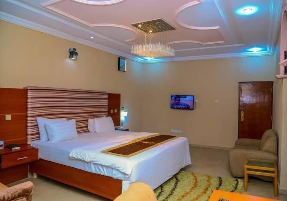 Hotel 69 Palms — Lokoja — photo 4