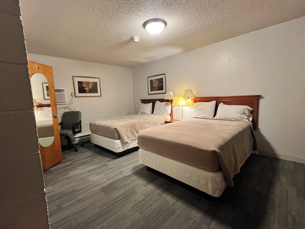 Hotel Prairie Winds Carthage Keokuk Hwy 136 - photo 10